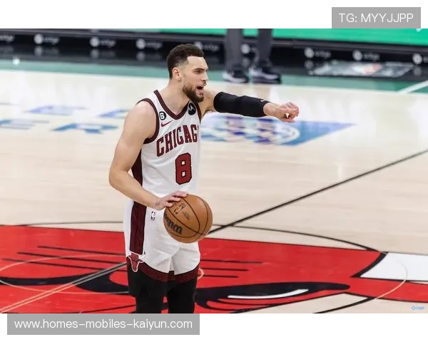 拉文深夜点赞交易流言，被球迷抓个正着